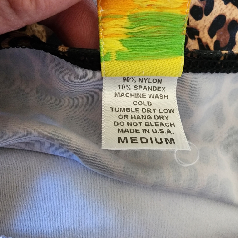 Kortni Jeane Cheetah Halter Swim Top Medium - Picture 5 of 11